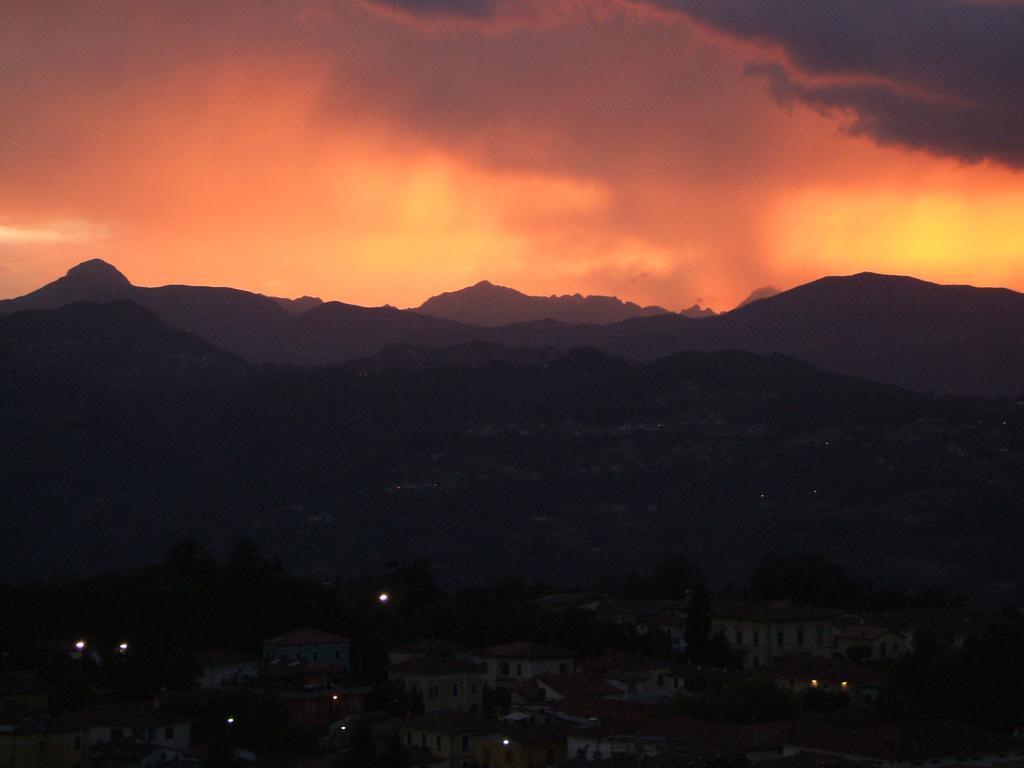 Nel Cielo... Di Barga Hotell Eksteriør bilde